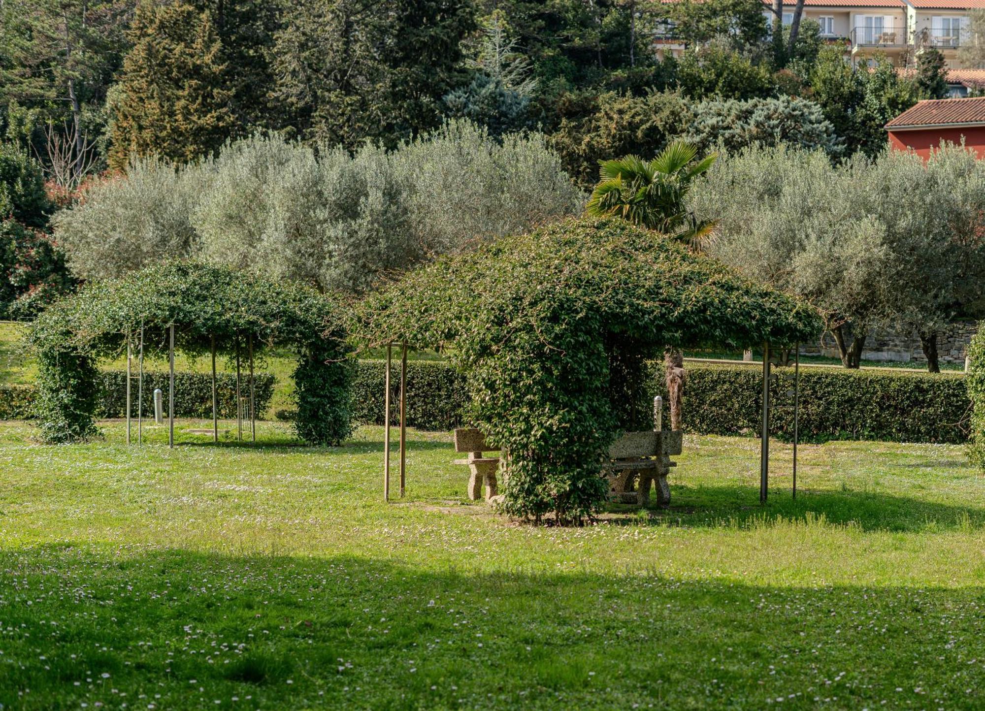 Villa Yadranka With Sea View Strunjan Exterior foto